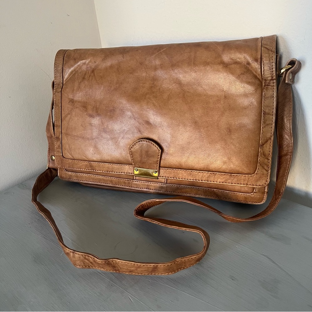 RARE Vintage AMIET Switzerland Leather Messenger Bag Swiss Combo Lock Key Clip